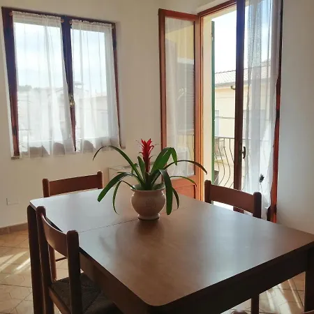 Πανσιόν Domo Biriala *